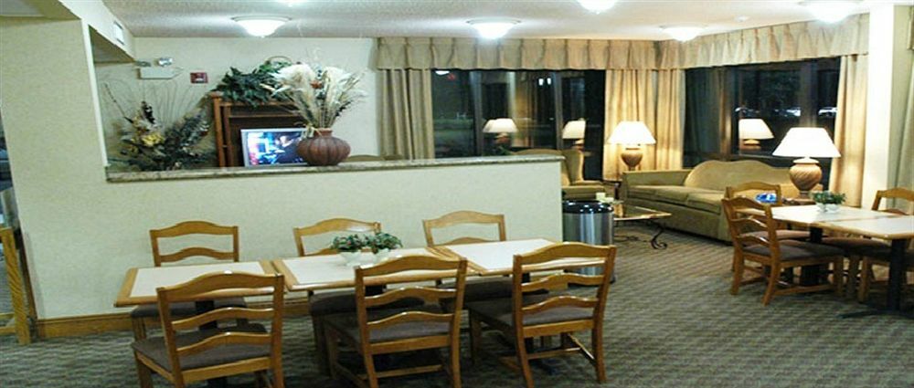 Executive Inn Даллас Экстерьер фото